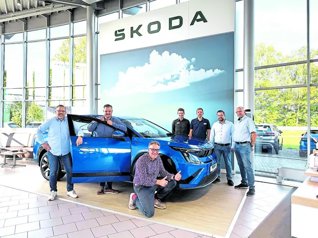 Auch der neue Skoda Peaq findet beim Verkaufsteam großen Anklang. Der E-SUV bietet größten Fahrkomfort  | Foto: Autohaus Meyer