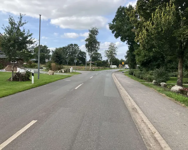 Auf der K68 zwischen Hammah und Himmelpforten entsteht eine neue Querungshilfe. Dafür muss die Kreisstraße vollständig gesperrt werden | Foto: Landkreis Stade