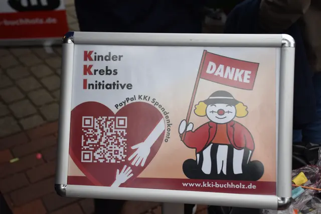 Die KKI informiert wir gewohnt an ihrem Stand und bedankte sich bei den Sponsoren der Tombola | Foto: Axel-Holger Haase