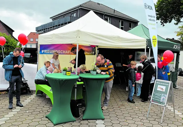 Die AOK informierte unter anderem über ihre Leistungen im Gesundheitswesen | Foto: Axel-Holger Haase