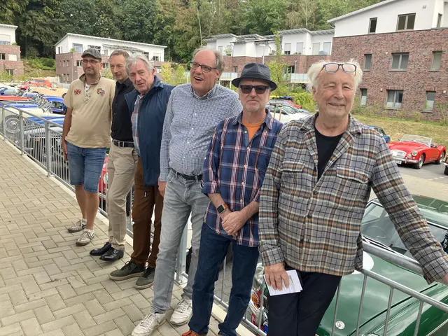 Der Freundeskreis Filmmuseum:
Mark Churtonenkow (Veranstalter, v. li.), Karsten Roigk, Tommy Smidt, Sven Simonsen, Rüdiger Steincke, Joachim Göldner | Foto: Freundeskreis Filmmuseum