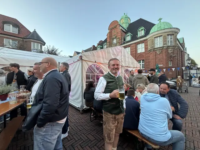 Bei milden Temperaturen beginnt in Buxtehude ein geselliger Oktoberfest-Abend | Foto: sts