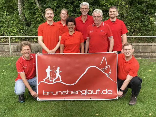 Das Organisationstem (v. li.): 
Jan Peter Groth, Lars Aepler, Lioba Te Nyenhuis, Nadine Boldin, Armin Schneider, Rainer Hauenschild, Malte Schneider und Nils Aepler | Foto: Verein