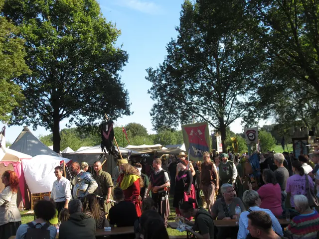 Der Aufmarsch der Heerlager über das Blidenfestgelände