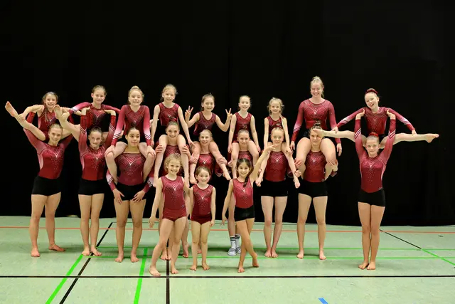 Die Kunstturnerinnen des TSV Buchholz 08 | Foto: M. Büttner