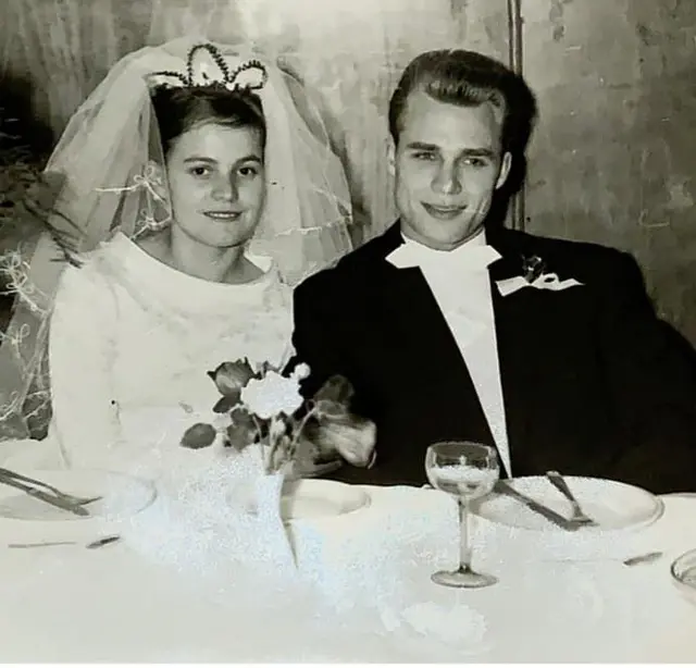 Das junge Paar nach der Hochzeit am 13. Oktober 1961 | Foto: privat