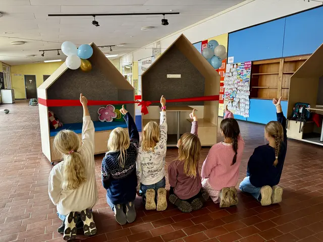 Die Grundschüler warteten ungeduldig auf die Freigabe der Lernhäuser | Foto: Schulverein Hollenstedt