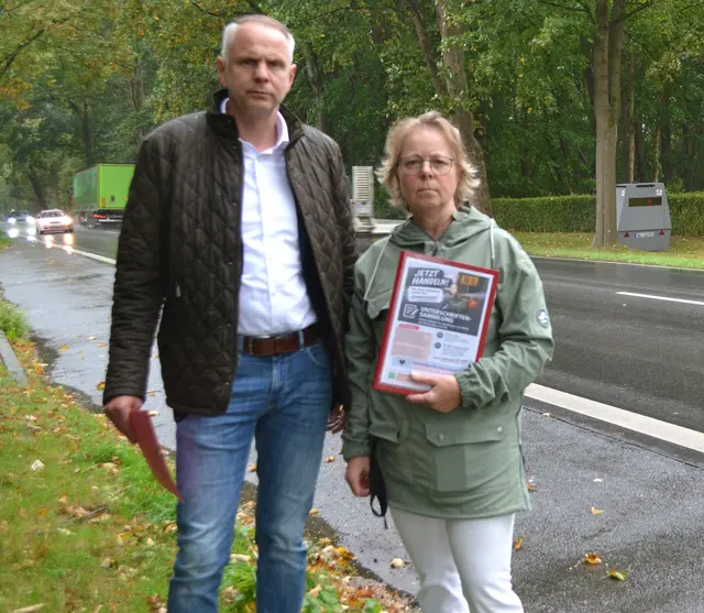 Der Landkreis hatte am 1. Oktober zunächst einen Blitzer-Anhänger in Höhe des Friedhofs in Richtung Heidekreis aufgestellt | Foto: bim