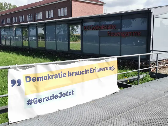 Der Eingang der KZ-Gedenkstätte Neuengamme | Foto: Karin Sager
