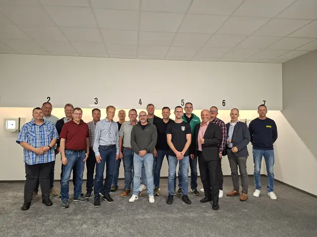 Der Schützenverein Dornbusch freut sich über seinen neuen digitalen Luftgewehrstand, der besonders der Jugendarbeit zugutekommt | Foto: Jan Schittek