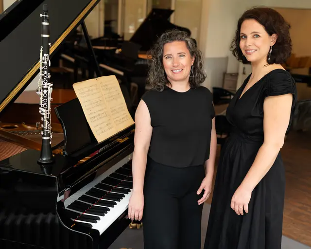 Das Duo Kermani-Gentili ist bekannt für seine originellen Programme, die musikalische Entdeckungen mit spannenden Hintergrundgeschichten verbinden | Foto: Ola Mae