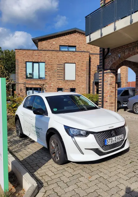 Der neue Dorfstromer in Harsefeld steht am Medizinischen Versorgungszentrum | Foto: Stadtmarketing