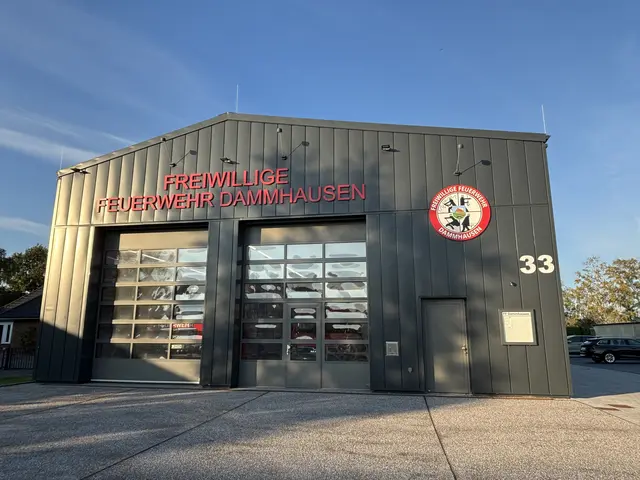 Das Gerätehaus der Freiwilligen Feuerwehr Dammhausen ist nach nur einem Jahr dank eines Wasserschadens wieder zur Baustelle geworden | Foto: pau
