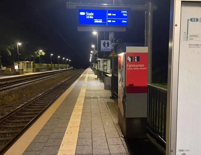 Der Fahrkartenautomat wurde von Unbekannten aufgebrochen | Foto: Bundespolizeiinspektion Bremen