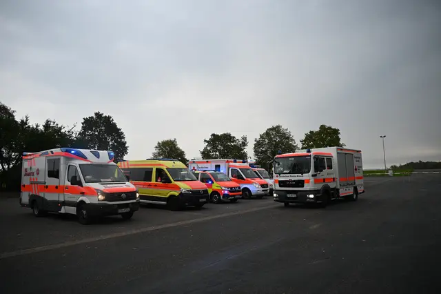 An der Übung waren verschiedene Hilfsorganisationen mit ihren Fahrzeugen beteiligt | Foto: DLRG