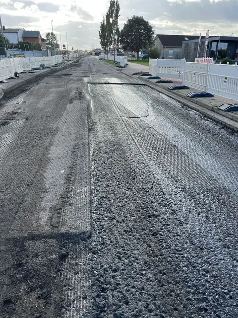 Rund 6.000 Quadratmeter Asphalt wurden auf der K 26 erneuert | Foto:  Büro Niederelbe