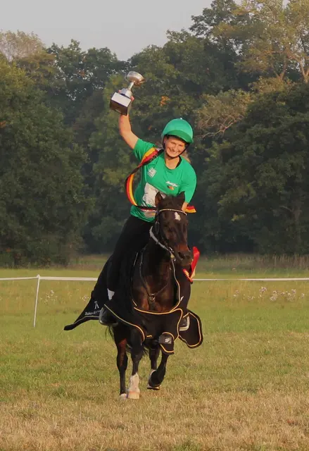 Siegerrunde: Jana Pommer auf Bilbo | Foto: Martin Lorenz 