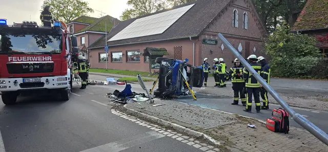 Feuerwehren aus Sauensiek, Apensen und Wohnste rückten an | Foto: Frank Höper