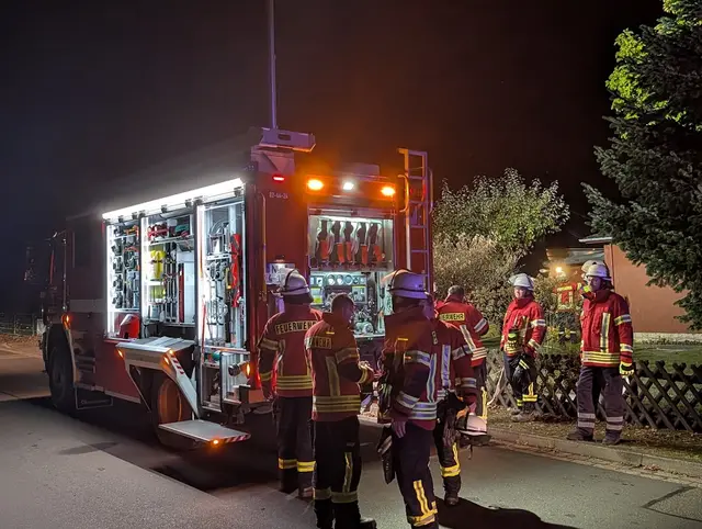 Die Freiwillige Feuerwehr Marxen wurde am Mittwochabend in den Bredenweg gerufen | Foto: Pressestelle Feuerwehr Samtgemeinde Hanstedt