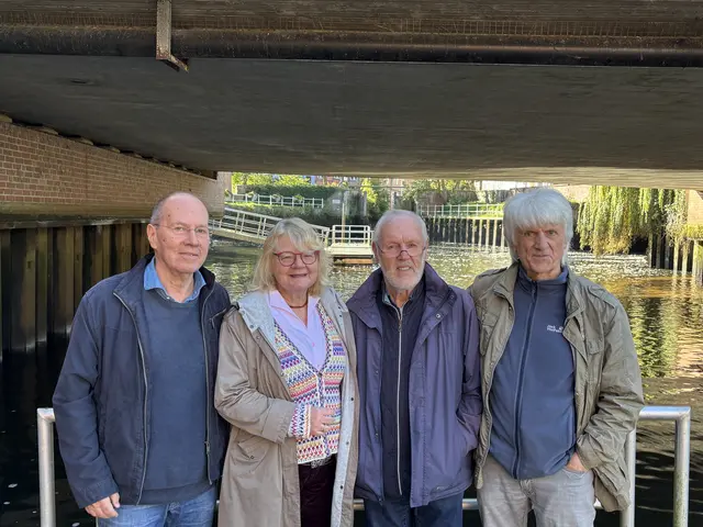 Die vier Este-Kundschafter: Bernd Utermöhlen (v.li.), Dr. Maren Köster-Hetzendorf, Hans-Joachim Dammann und Arnold Deibele | Foto: pau