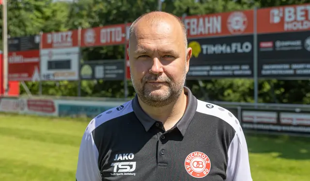 08-Trainer Marco Spangenberg und der TSV trennten sich | Foto: ks