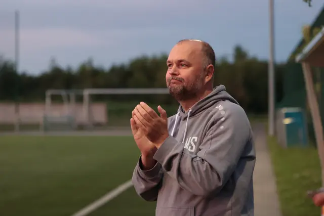 Marco Spangenberg übernahm die Buchholzer Oberliga-Fußballer erst im Sommer. Jetzt trennte man sich nach zwölf Liga-Spielen | Foto: ks