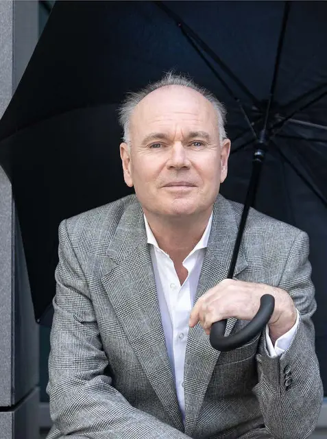 Mark Lyndon präsentiert die "Freuden des Reisens" - empathisch, lustig, ironisch und trocken mit typisch englischem Understatement
 | Foto: Bo Lahola