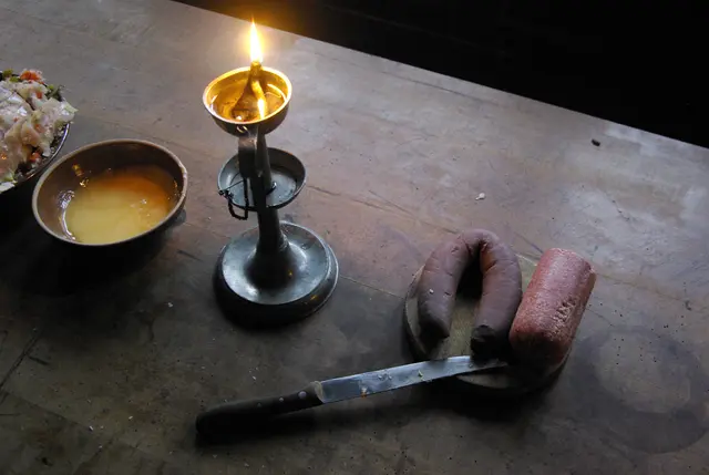 Unterschiedliche historische Leuchtmittel sind bei „Feuer und Licht. Beleuchtung durch die Jahrhunderte“ am 8.11. im Freilichtmuseum am Kiekeberg zu sehen. | Foto: FLMK