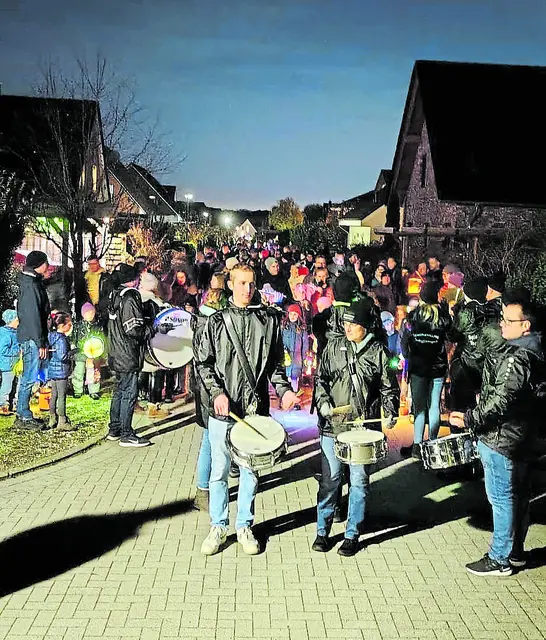 Laternelaufen in Steinbeck - das hat eine lange Tradition | Foto: Verein