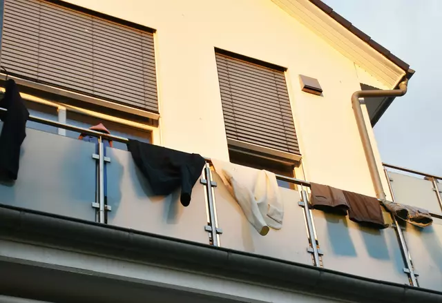 So lässt sich Wäsche auf dem Balkon auch trocknen. Ökologisch ohne Einsatz des Wäschetrockners ... | Foto: Axel-Holger Haase