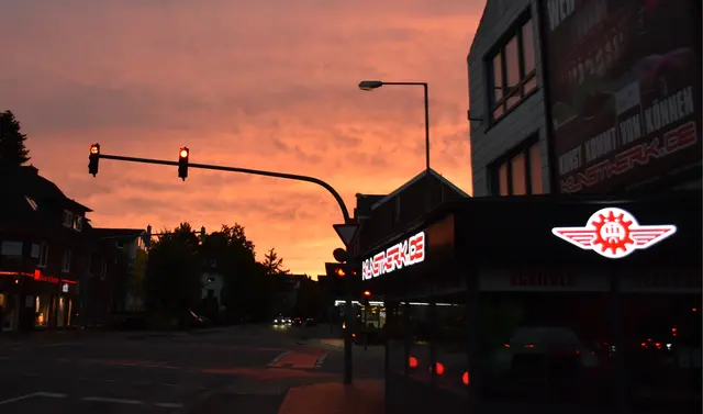 Sonnenuntergang über Buchholz von der Bendestorfer Straße gesehen | Foto: Axel-Holger Haase