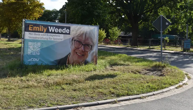 Ecke Kastanienallee/Zum Kreuzberg: Das hatten wir doch schon bei der vergangenen Wahl. Da wurden die Werbebanner etwas zurückgesetzt | Foto: Axel-Holger Haase
